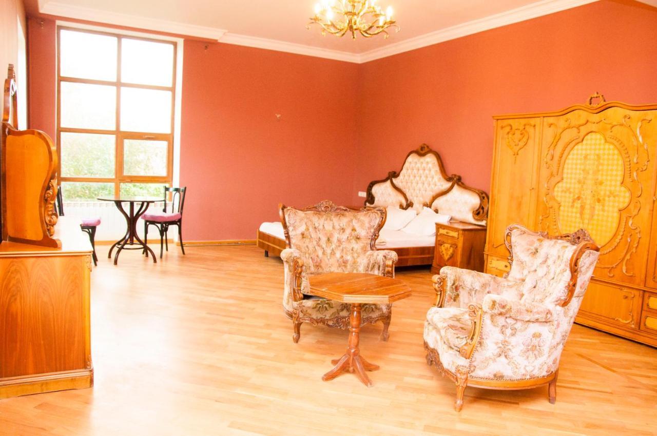 Chateau Gabriel Erévan Extérieur photo