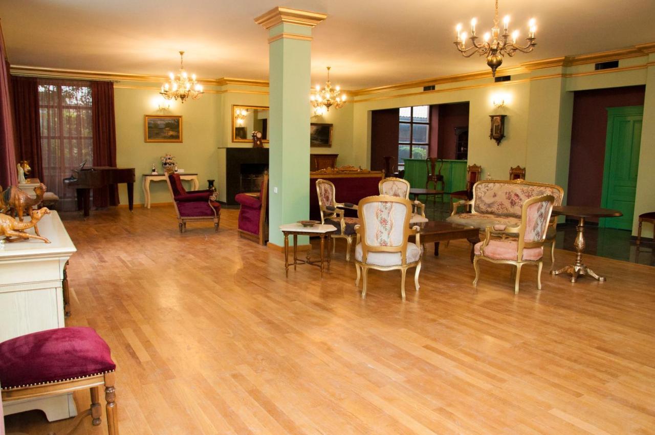 Chateau Gabriel Erévan Extérieur photo