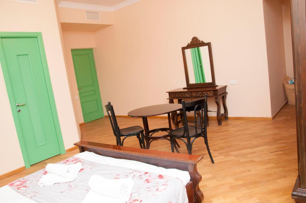Chateau Gabriel Erévan Extérieur photo