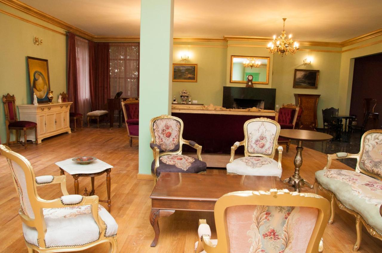 Chateau Gabriel Erévan Extérieur photo