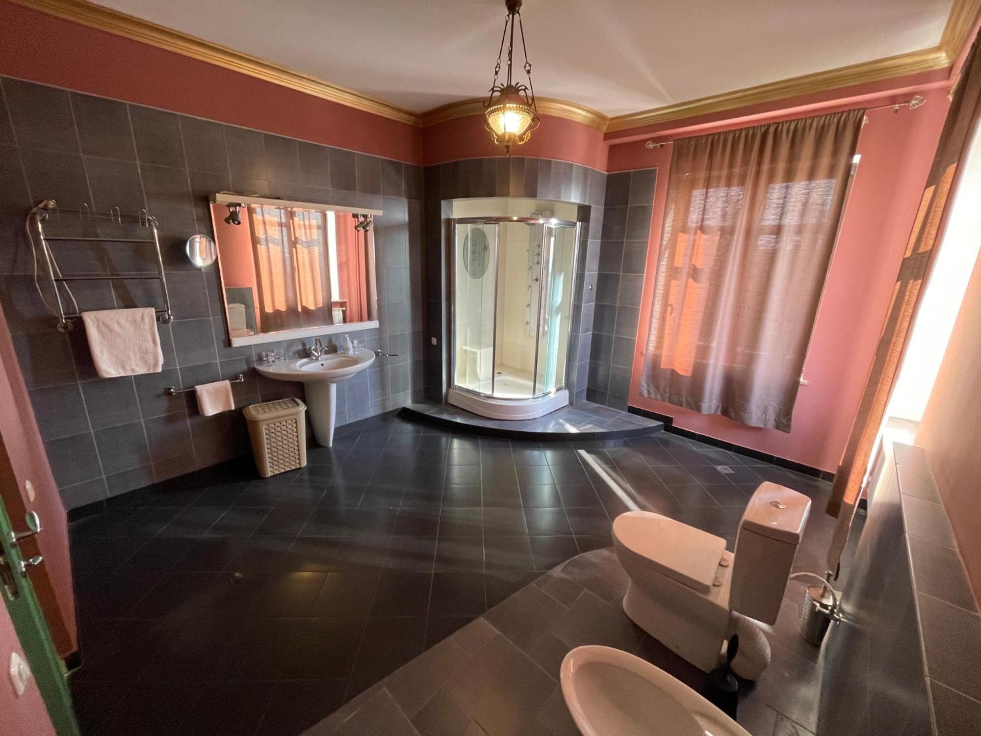 Chateau Gabriel Erévan Chambre photo